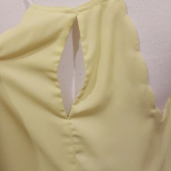 𝅺SWEET Wanderer Halter Tank Neon Yellow Size Large - Picture 7 of 10